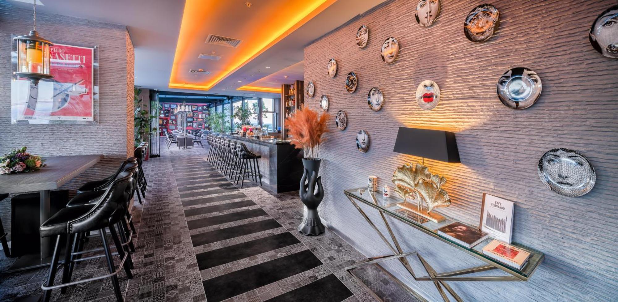 Concorde Tower Hotel & Casino 니코시아 외부 사진 The interior of the hotel