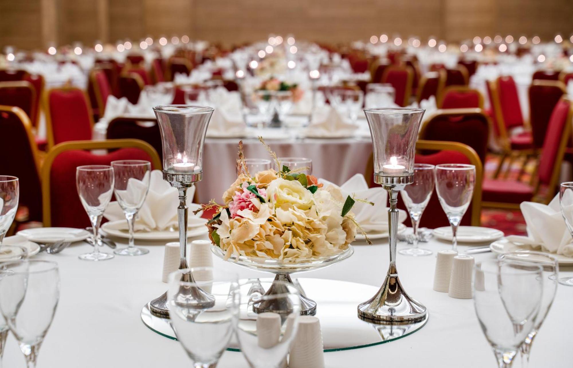 Concorde Tower Hotel & Casino 니코시아 외부 사진 A table set for a formal dinner